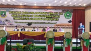 Pelepasan Siswa SMKN 2 Rangkasbitung ,Pesan Kepala Sekolah Jaga Etika Dan Bakti Kepada Orang Tua