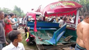 Aktivis Serang Timur Desak Pemerintah Kabupaten/Kota Serang Pasang Palang Pintu Di Perlintasan Kereta Api Desa  Silebu