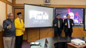 Lulus Ujian Disertasi Fakultas Teknik UNSRI, Bupati PALI Heri Amalindo Resmi Sandang Gelar Doktor