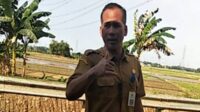 Membuat Kebisingan Di Area Kecamatan, Budi Muhdini Sekcam Sukamulya Beri Teguran Tegas Kepada Remaja
