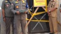 Pol PP Lebak Segel Bangunan Permanen Di Warunggunung