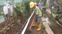 Benahi Pipa Air Tak Layak Pakai, Warga Dusun 01 Dan 07 Pekon Campang Gotong Royong Secara Swadaya