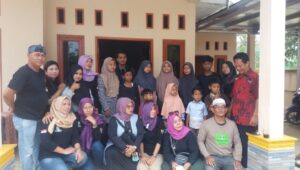 FSTP Lebak Santuni Anak Yatim Di Desa Muara Dua