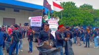 Aksi massa PERKOPUM kabupaten Bekasi, Kepung Pt. Rhytm Kyosihi MM2100