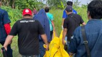 Tewas Gantung Diri di Kebun, Polsek Balaraja Polresta Tangerang Evakuasi Jenazah