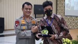 Berikan Apresiasi, Polda Banten Gelar Wisuda Purnabakti