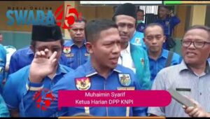DPP KNPI Berikan Bantuan Rehab Kelas & Maubeler Di SDN Sukadaya 02 Sukawangi