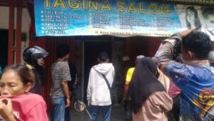 Warga Sukamantri Bekasi heboh, Mayat membusuk dalam Salon kecantikan