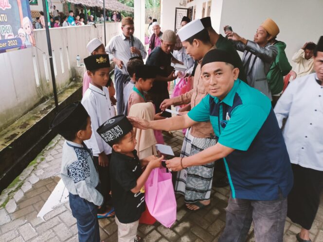   PWI Lebak Bagikan Ratusan Kilogram Telur Bagi Keluarga Rawan Stunting