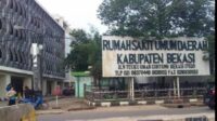 Rawat inap penuh, Pasien RSUD kabupaten Bekasi Tunggu kamar kosong di IGD