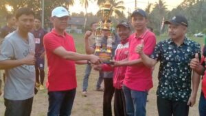 Klub Kedamaian FC Juarai Turnamen Sepakbola Antar Klub Di Kecamatan Kotaagung