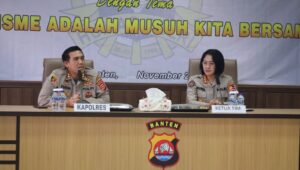 Bidhumas Polda Banten Dampingi Tim Divhumas Polri Sosialisasi Kontra Radikal di Polres Serang