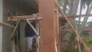 Kegiatan proyek sab di kampung renged desa renge d RT 06 RW 2 diduga kegiatan tersebut terburu-buru