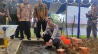 Peletakan Batu Pertama Pembangunan Masjid Jami’ Assa’Idiyyah Komplek Polres Pali