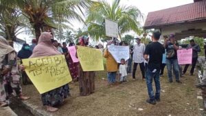 Warga Lhokseumawe Unjuk Rasa tolak Keberadaan Imigran Rohingya