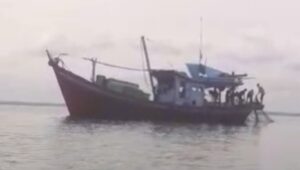 Lapor Pak Kapolda Aceh, Pukat Harimau Merak di Perairan Laut Aceh Timur, Nelayan Kecil Sudah Resah, Mohon Segera Ditindak
