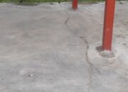 Bangunan BUMK Pekan Seruway Diduga Dikerjakan Asal Jadi, Soalnya, Belum Setahun Lantainya Sudah Banyak Retak