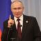 Poto : Presiden Rusia Vladimir Putin berbicara pada konferensi pers di ibu kota Kyrgyzstan, Bishkek. Jum'at 9 Desember 2022. Dok : Tim Lister CNN]