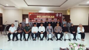 Ambil Sumpah Jabatan PPK Se-Kabupaten PALI, Sunario SE : “Jangan Ada Yang Berpihak ke Satu Pihak, Kita Harus Netral”