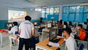 Pemuda Di Ds Gembong, Pasir Muncang Dan Sumur Bandung Mendapatkan Pelatihan Digitalisasi Dari PT Mayora Dan Benteng Society