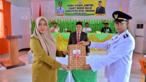 Mewakili Pj Bupati, Sekda Pimpin Sertijab Camat Banda Mulia