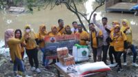 Komunitas H.Gembong Banten Beri Bantuan Kepada Korban Banjir Di Cibadak