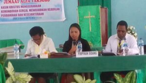 Penutupan Sidang Jemaat GKI Alfa Yaksoro, Dipimpin Langsung Oleh BPK Aitinyo.