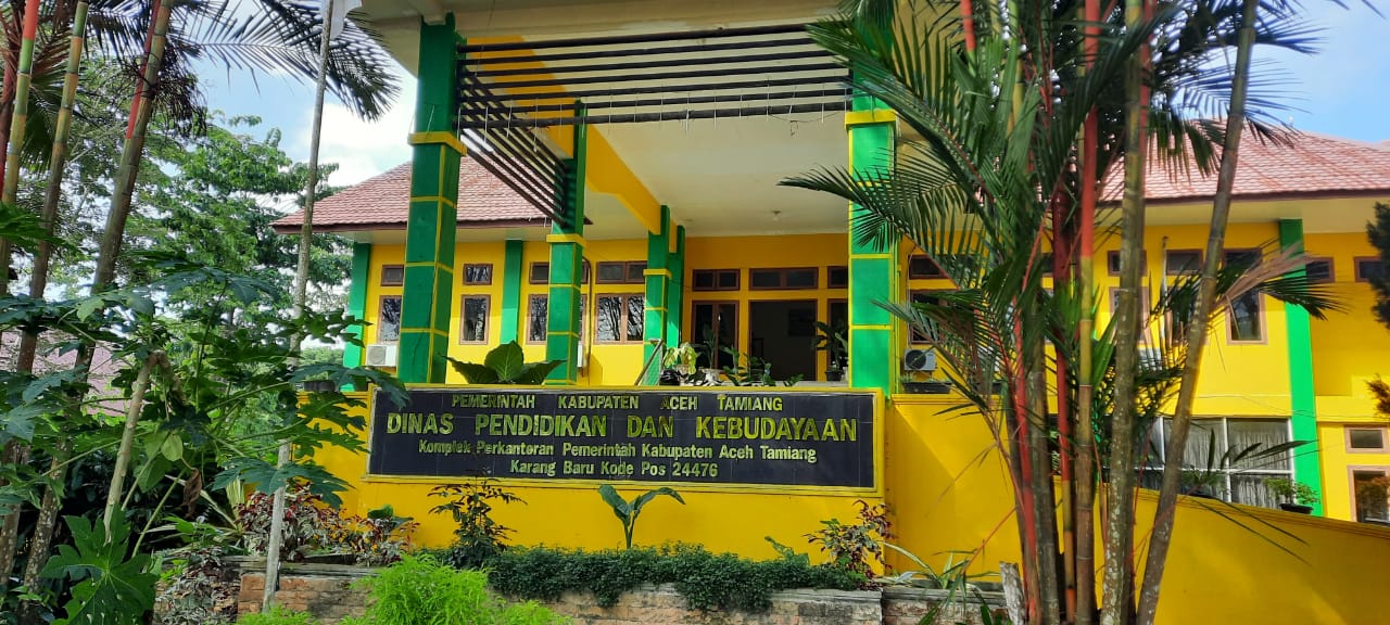 Kantor Dinas Pendidikan dan Kebudayaan Kabupaten Aceh Tamiang.