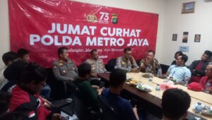 Jum’at Curhat,Di Gudang RA Gatrans Terminal Kargo Bandara Internasional Soerkarno – Hatta