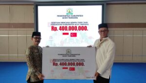 Pj Bupati Aceh Tamiang Serahkan Bantuan Rp400 Juta Bagi Korban Gempa Bumi di Turki