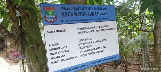 Photo Kegiatan Infrastruktur di Desa Bunar Dari Kecamatan Sukamulya Kab Tangerang terlihat di papan anggaran tidak mencantumkan Volume pekerjaan (28/02) Doc sWara45.Com