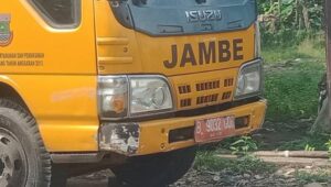 Miris, Truck Sampah Di Kecamatan Jambe Mati Pajak Sejak 2018