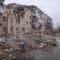 Serangan militer Rusia, di tengah serangan mereka ke Ukraina, di kota garis depan Bakhmut, di wilayah Donetsk, gedung gedung hancur, Ukraina 27 Februari 2023. Dok : REUTERS/Alex Babenko)