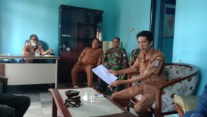 Penolakan Salah-Satu Pejabat RT Di Desa Sukanegara Cikupa, Warga Temui Kepala Desa