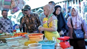 Pj Bupati Aceh Tamiang Tinjau Pasar Pagi Kota Kualasimpang