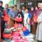 Dinas Sosial Aceh Tamiang menyerahkan bantuan kepada Safiah, korban kebakaran. Dok : Prokopim/SWARA45.COM)