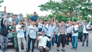 Paguyuban Mantra Peduli Sesama Bagikan 500 Takjil Menjelang Buka Puasa