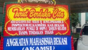Di Kirim Karangan Bunga Duka Cita Oleh Mahasiswa , Inspektorat Kab Bekasi Ambil Langkah Serius