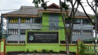 LSM Baladaya : Transaksi Dengan Pengusaha, Oknum Disdukcapil Di Duga Lakukan Gratifikasi