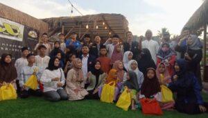 Karang Taruna kecamatan kresek Buka bersama & memberikan santunan anak yatim
