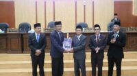 Dalam Rapat Sidang Istimewa di DPRD Ciamis Bupati Ciamis Herdiat Sunarya Terima Rekomendasi DPRD Atas LKPJ Tahun 2022