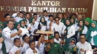 Ratusan Simpatisan Dan Kader Partai Bulan Bintang Antarkan Berkas 55 Caleg Ke KPU Kabupaten Tangerang