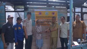 Pemkab Aceh Tamiang Salurkan Bantuan Matreal Korban Kebakaran