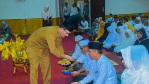 Pj Bupati Meurah Pesan Jama’ah Calon Haji Fokus Beribadah
