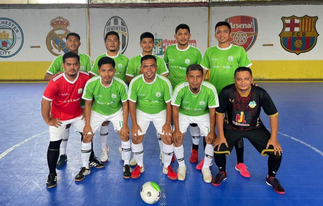 Tim Futsal Aceh Tamiang yang berhasil tampil sebagai juara setelah mengalahkan Tim Futsal Bener Meriah.