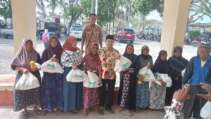 Gelar Program ” SENYUM “ON THE ROAD, Baznas Kabupaten Bekasi Bagi 300 Paket Sembako