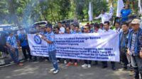 Badak Banten Perjuangan Gelar Aksi Di Kantor Bupati Tangerang, Dinas Terkait Janji Tindak Tower BTS Belum Berijin