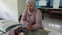 Desa Budiasih Kecamatan Sindangkasih Salurkan Bansos Beras 10 KG.