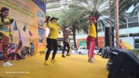 Sobat Adira Expo Gelar Senam Sehat Aero Dance Zumpar Pada Hari Ke 2 di Halaman Tangcity Mall