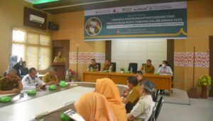 Drs. Tri Kurnia Buka Focus Group Discussion Penyusunan Publikasi Daerah